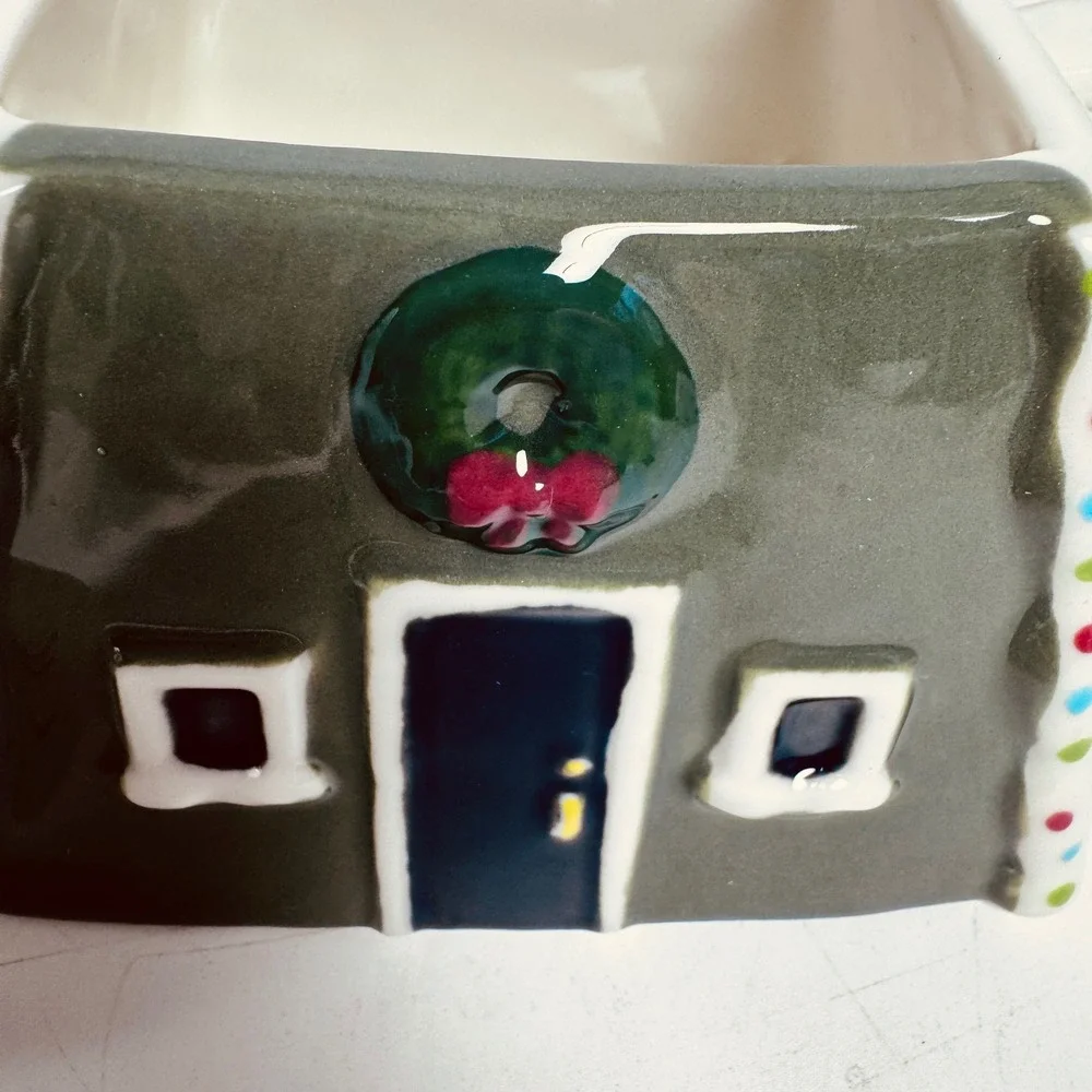 West Elm‎ A-Frame Cabin Mug with Lid Christmas Holiday Ceramic Cottage House New
